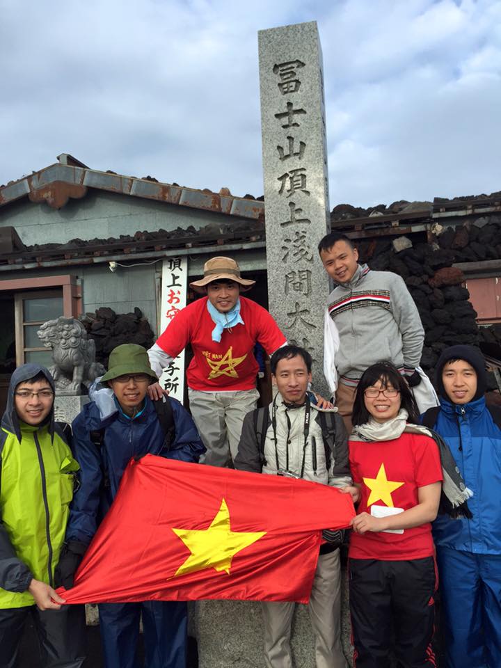 representing with a Vietnamese flag in Japan